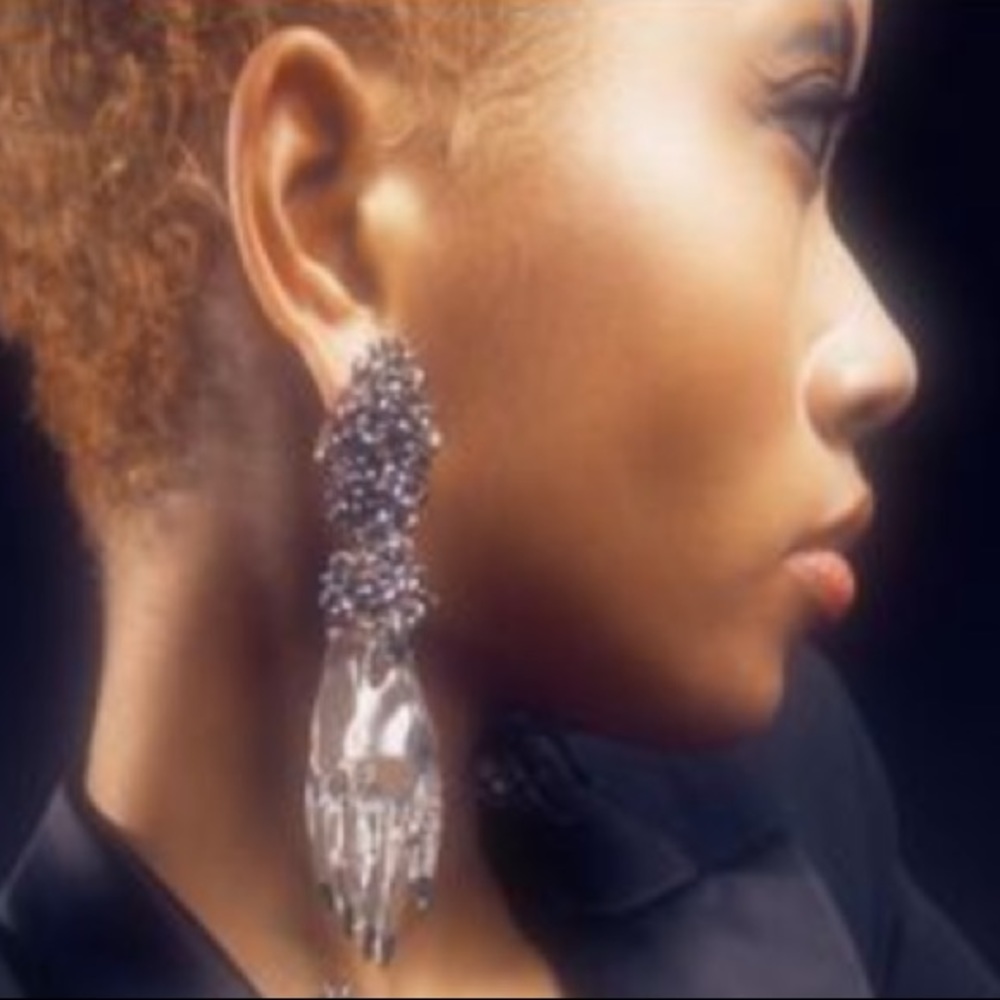 Alexis Bittar Coveteur Huge Hand Lucite pearls Gemstones One Statement Earring - Picture 4 of 16
